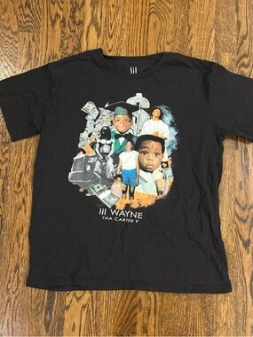 Official Lil Wayne “Tha Carter V” collage graphic T-shirt